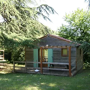 les-chalets-du-domaine-des-soyeux.hotels-rhonealpes.com/