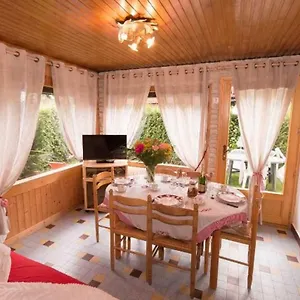 le-petit-chalet.hotels-rhonealpes.com/